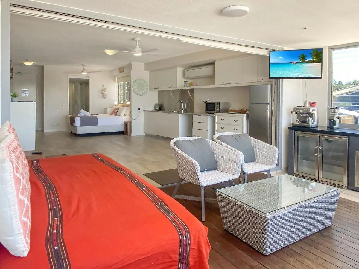 Apartahotel Blue on Blue Superior Studio Room 1271 Nelly Bay